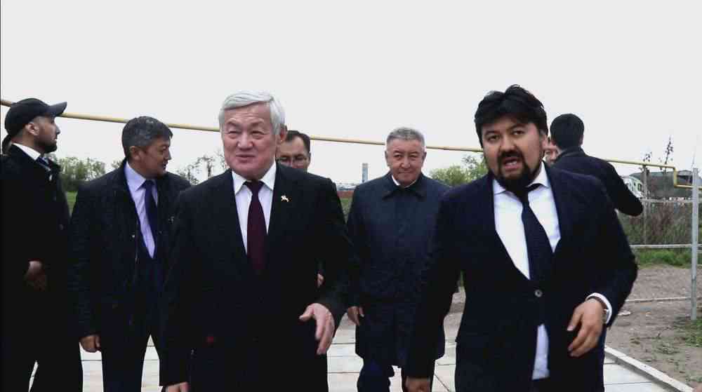 Министр Сапарбаев Қарасайда
