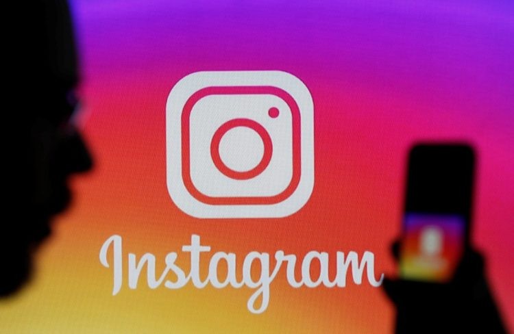 Instagram будет отмечать профили умерших