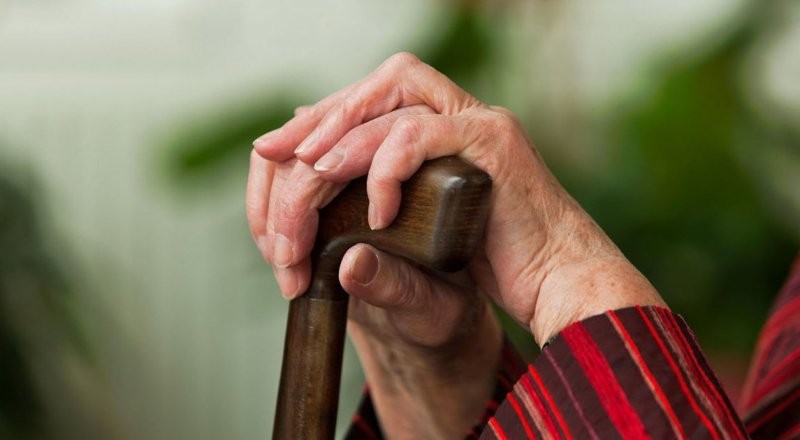 Могут ли пенсионеры и инвалиды претендовать на 42 500 тенге соцвыплат