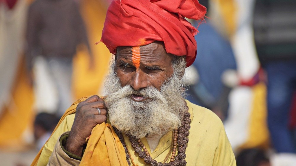 В Индии священник обезглавил мужчину ради победы над коронавирусом