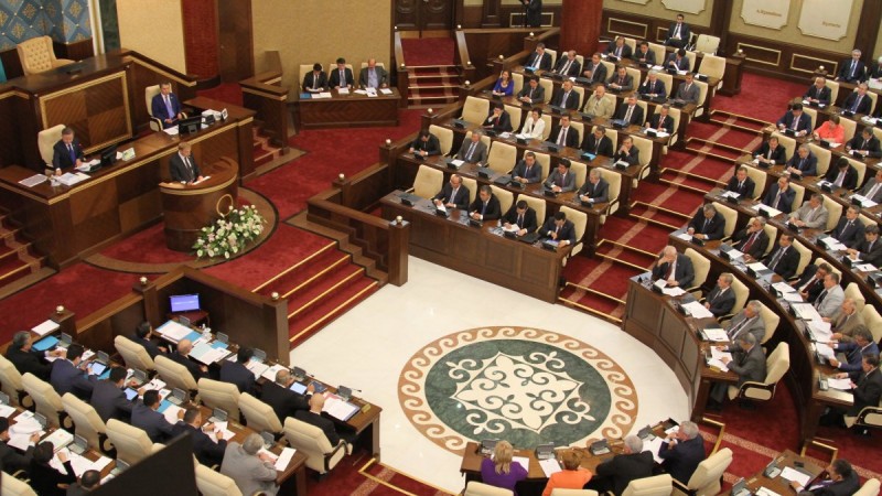 Парламент Казахстана соберется на совместное заседание