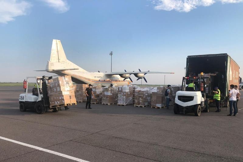 Более 23 тонн лекарств доставили в столицу