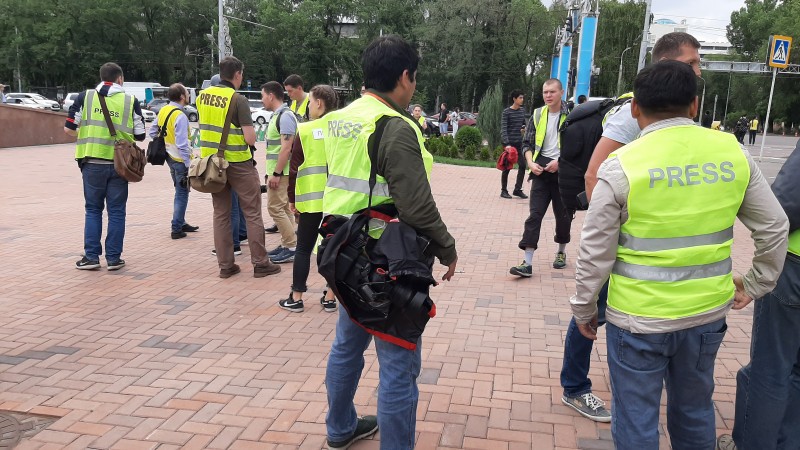 Правила для журналистов на митингах утвердили в Казахстане
