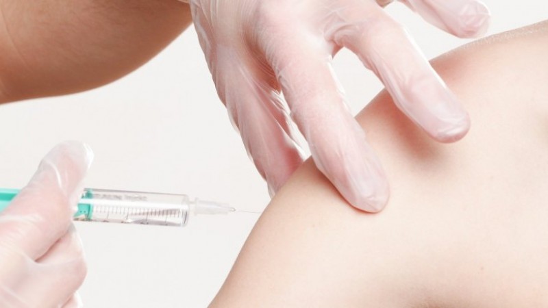 Коронавирусқа қарсы вакцинаның сынағына еріктілер тартылуда