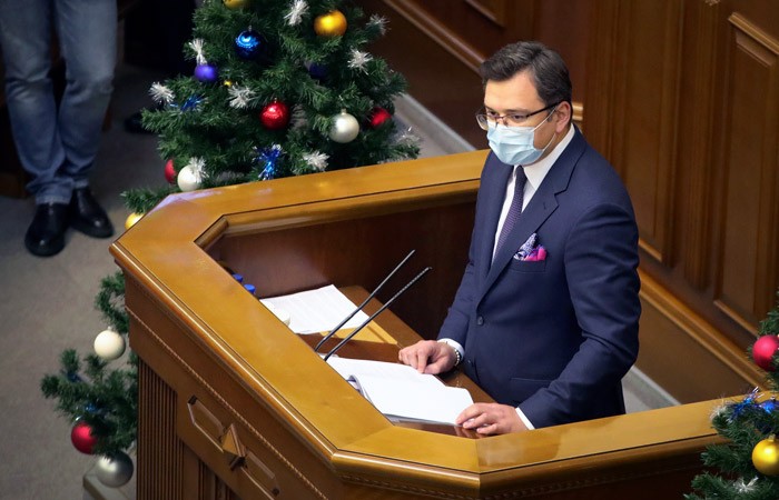 Глава МИД Украины выступил против российской вакцины