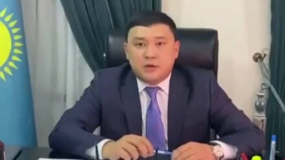 Шымкентский чиновник записал видеообращение после сообщений об аресте