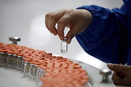 Поддельную вакцину от коронавируса продавали в Китае
