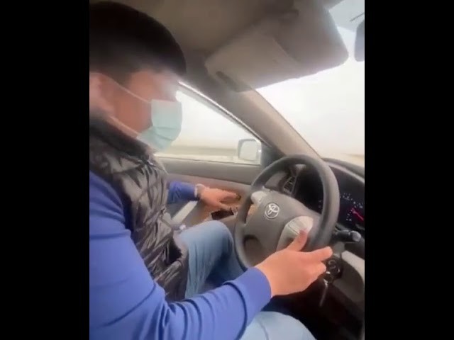 Водитель выпрыгнул на ходу из авто и снял это на видео   
