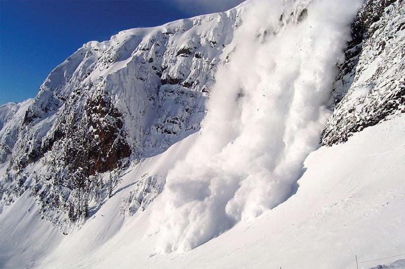 Об опасности в горах предупредили алматинцев