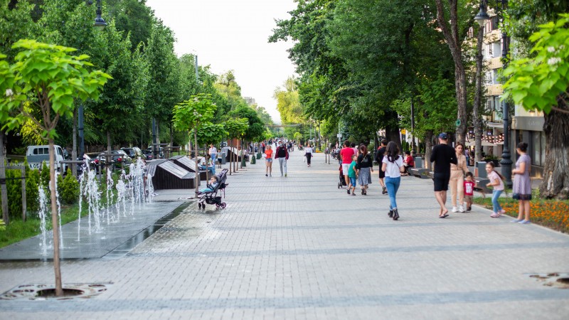 Вдоль пешеходных улиц Алматы запретят строить дома   