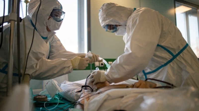    Fake: COVID-госпитали заполнены умирающими людьми, получившими вакцину   