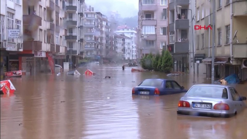 Проливные дожди вызвали наводнение в Турции   