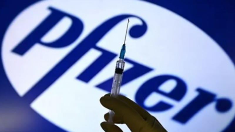 Украинада ер адам Pfizer вакцинасын салдырғаннан кейін қайтыс болды