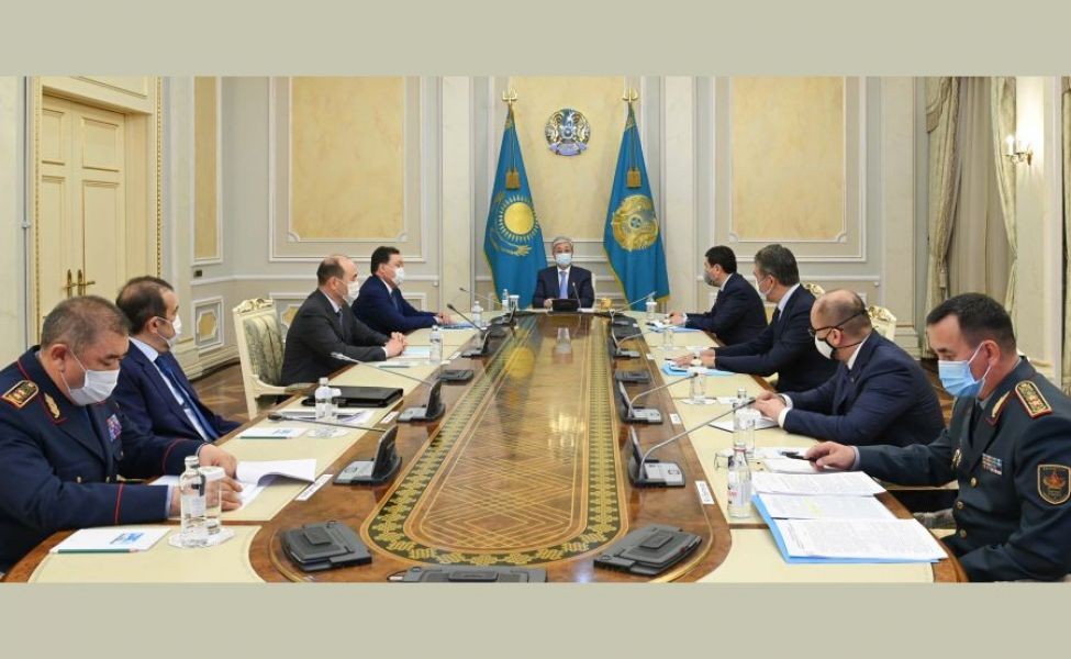 Президент Токаев провел экстренное совещание из-за взрывов в Жамбылской области