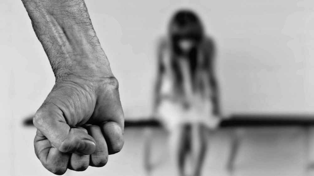 Несовершеннолетнюю воспитанницу детского дома изнасиловали в Рудном   