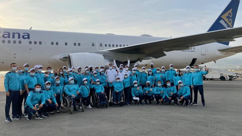 Казахстанские паралимпийцы отправились на Игры в Токио   