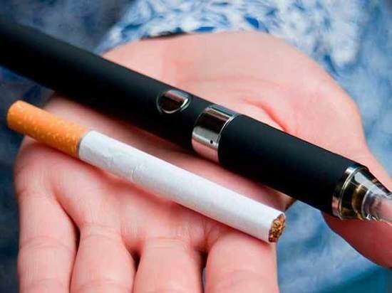Приравнять электронные сигареты к табачным изделиям предлагают депутаты