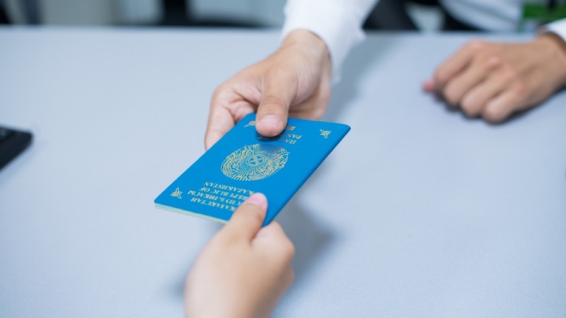 Почему казахстанцы получаются некрасивыми на фото в паспорте