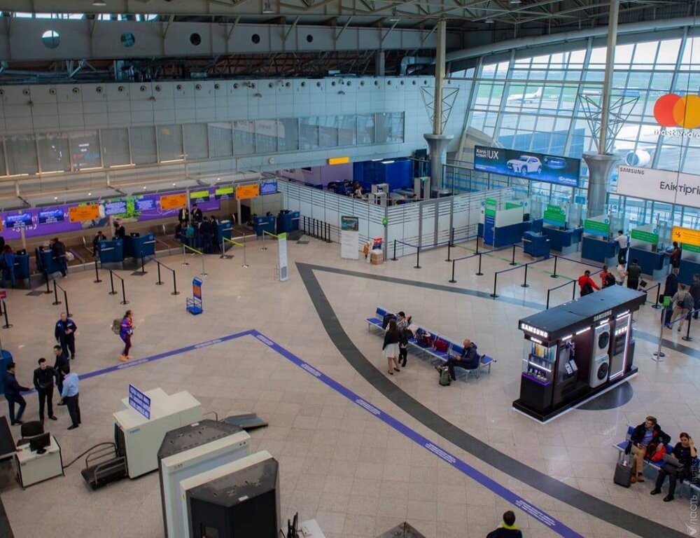 Смартфон может заменить удостоверение личности в аэропортах Казахстана
