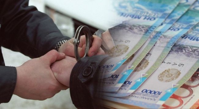 77 казахстанцев за месяц задержали по подозрению в коррупции