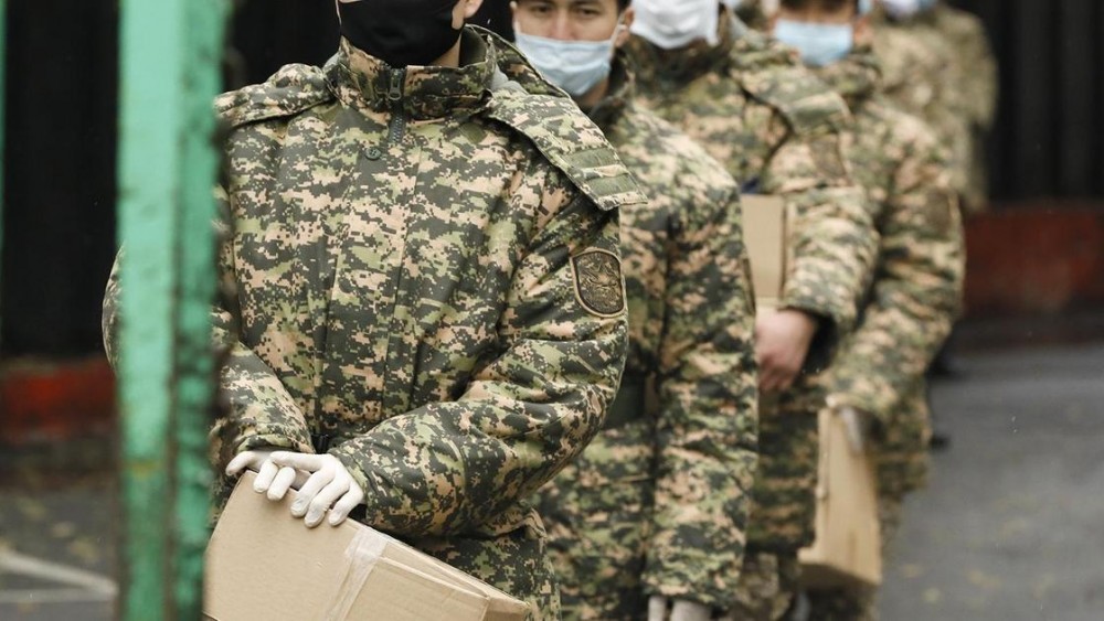 Информацию об отправке казахстанских военных в Украину снова опровергли в Минобороны