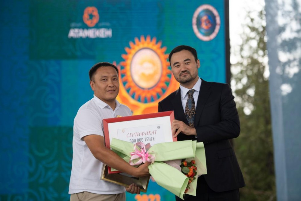 «АзияАгроФуд» стало единственным победителем в номинации «Лучшие продовольственные товары»
