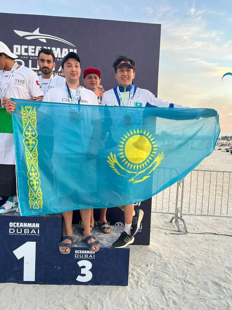 «Oceanman Dubai-2023»: новые победы Елдара Шекербек